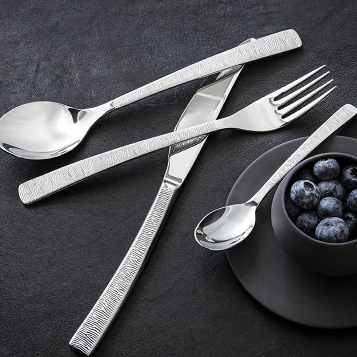 ASTREE CISELE MIROIR Couteau de table