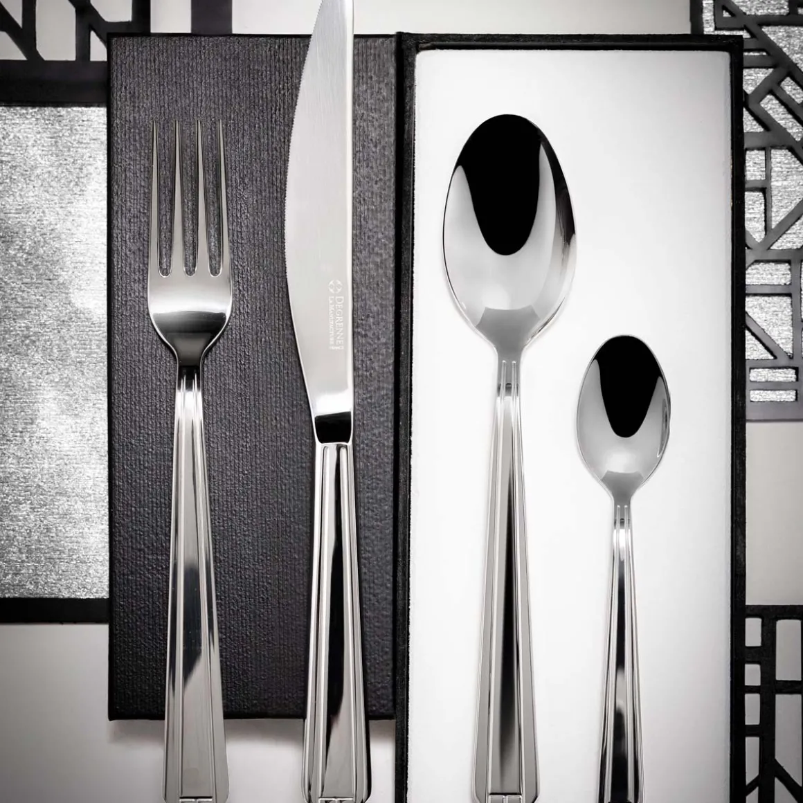 NORMANDY MIROIR Coffret 24 couverts