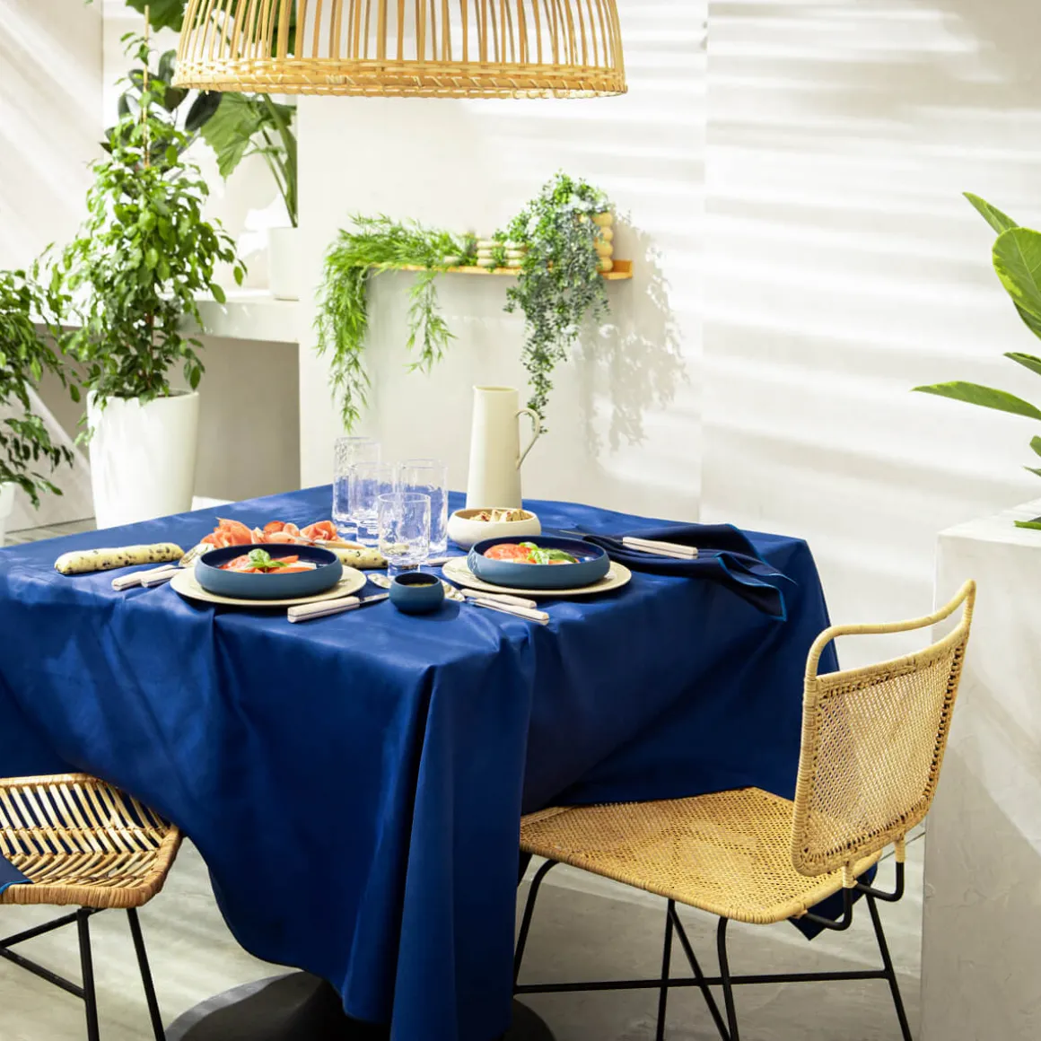 NUANCES COTON & LIN BLEU ROY Nappe rectangulaire 180 x 250 cm