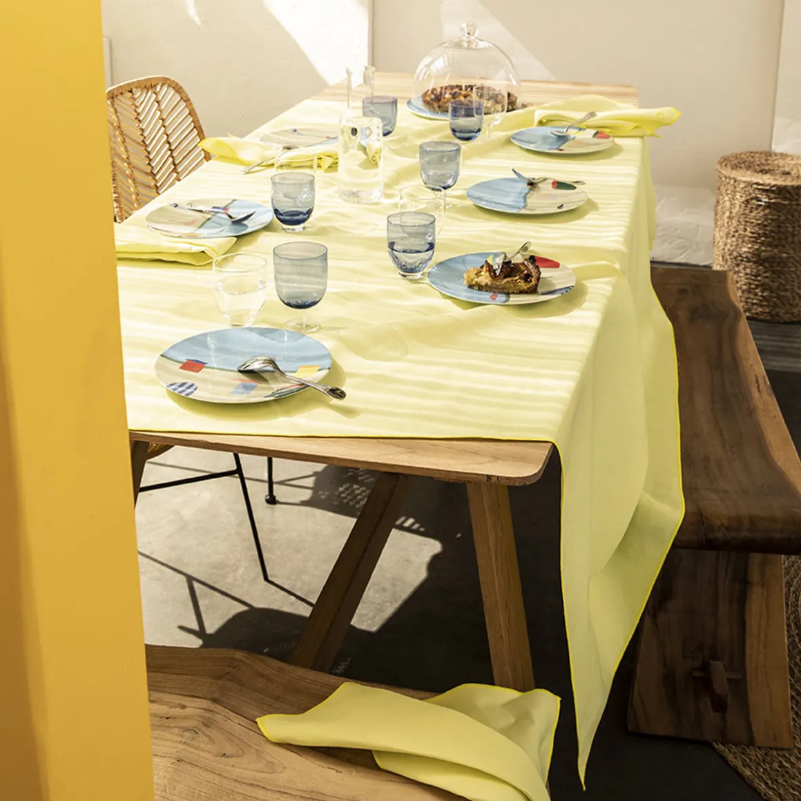 NUANCES COTON & LIN JAUNE PALE Nappe rectangulaire 180 x 250 cm