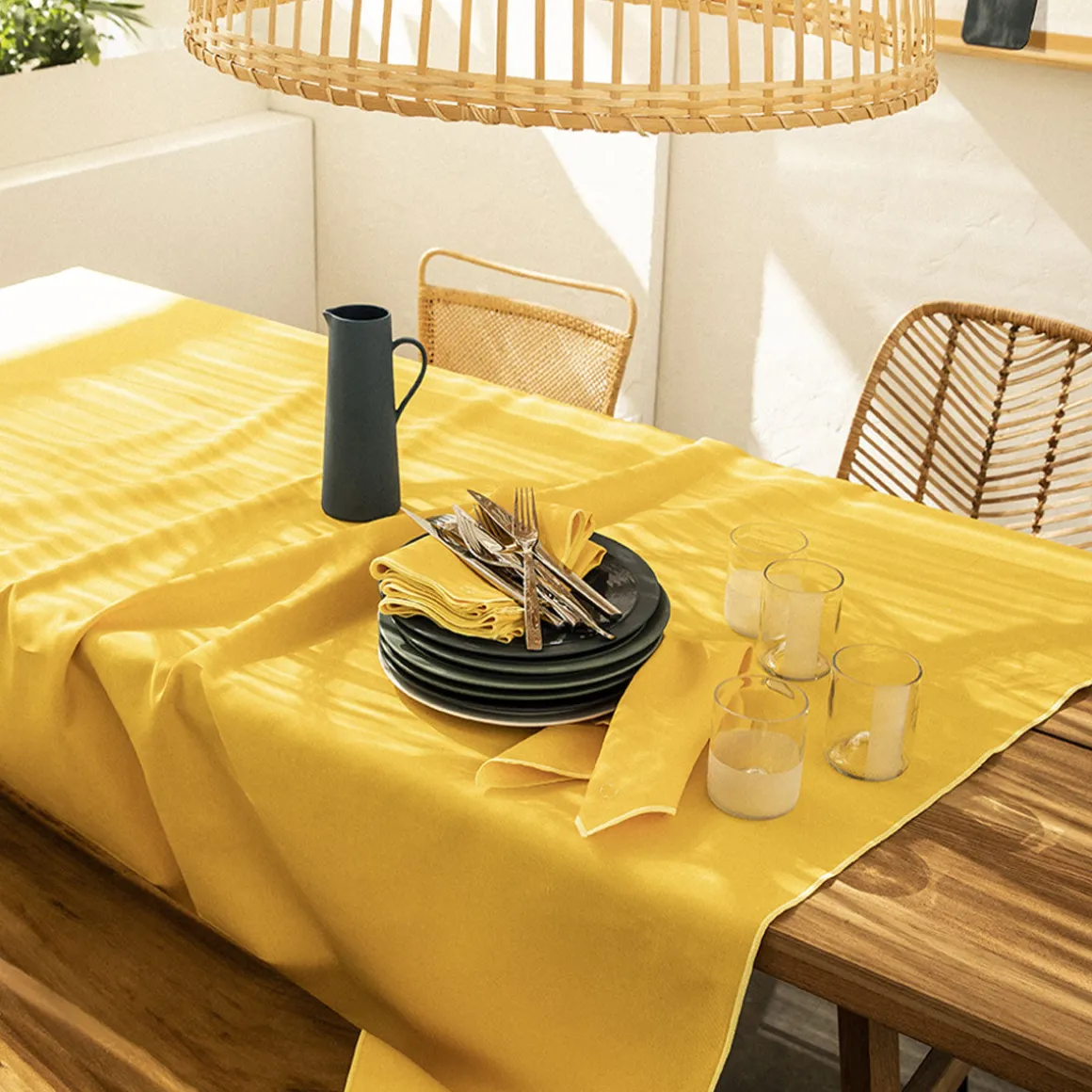NUANCES COTON & LIN JAUNE TOURNESOL Nappe rectangulaire 180 x 250 cm